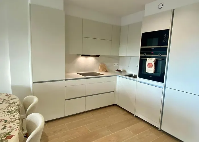 Galiciaguesthome -pardo Bazan-silgar *